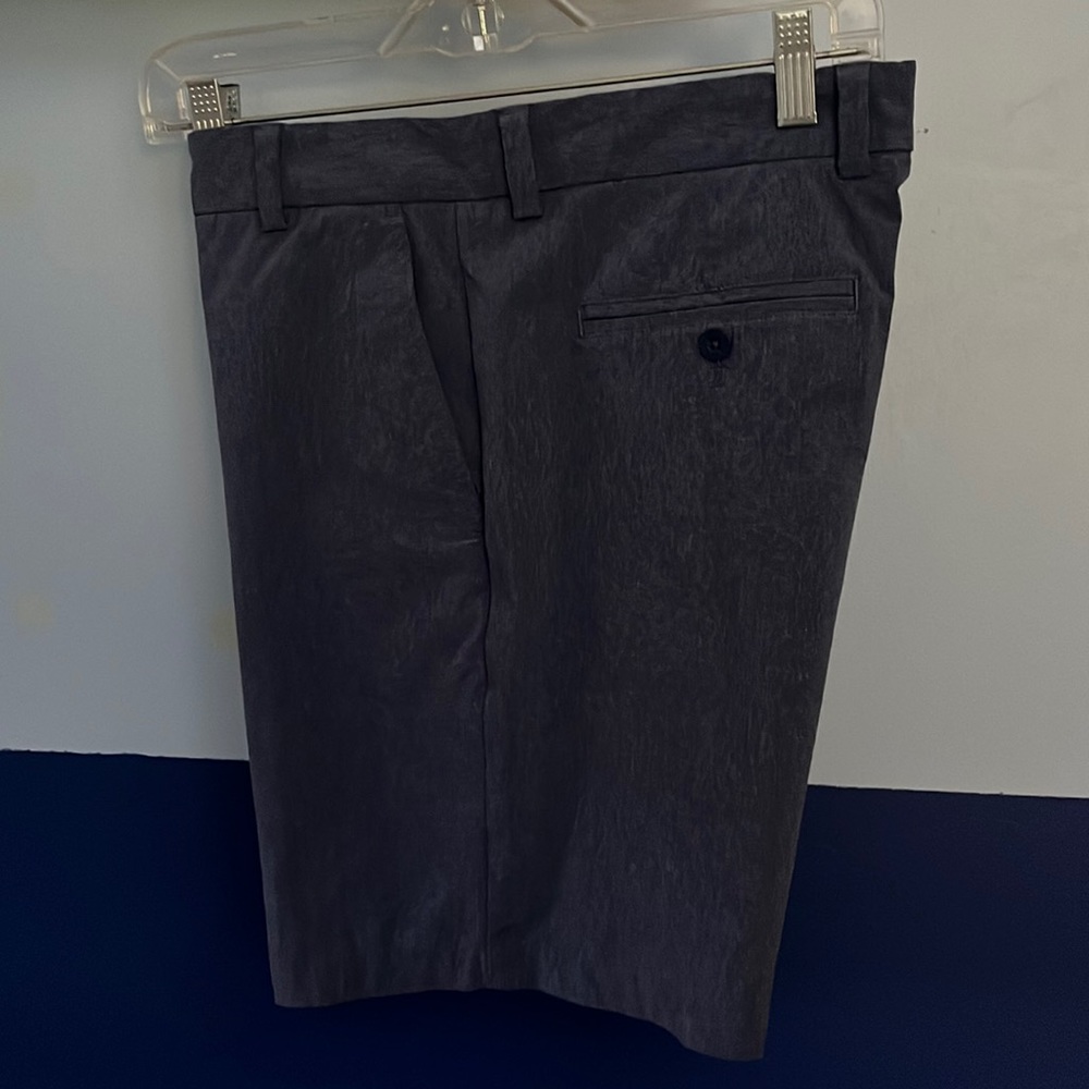 Vineyard Vines Mens Performance Breaker Shorts size 33 - inseam 7.5 “